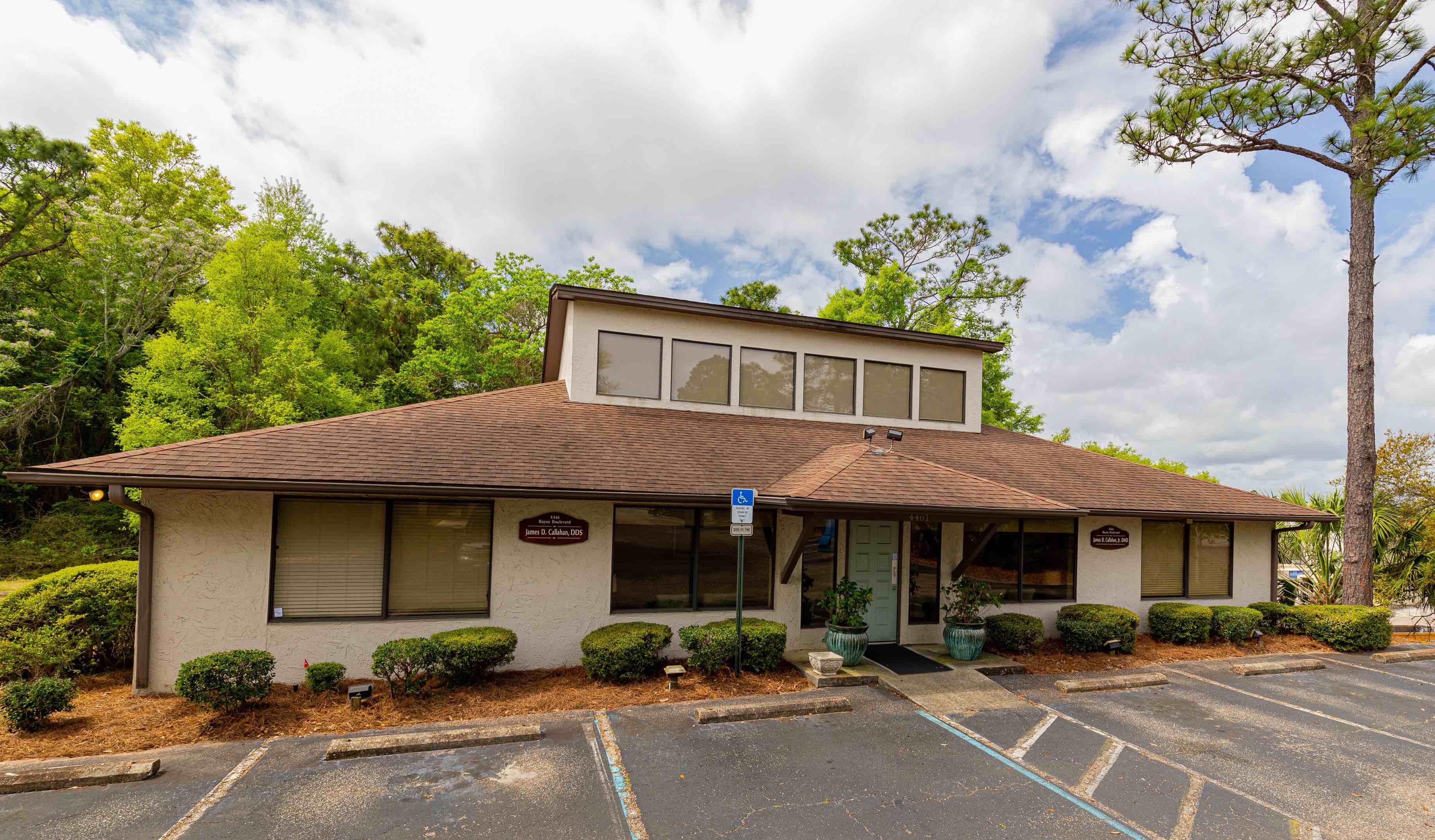 Dentist Pensacola, Pensacola Dentist Bayou Dental Pensacola, FL